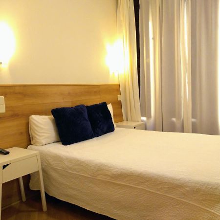 Hostal Nersan2 Madrid Exterior photo