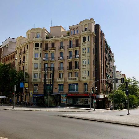 Hostal Nersan2 Madrid Exterior photo