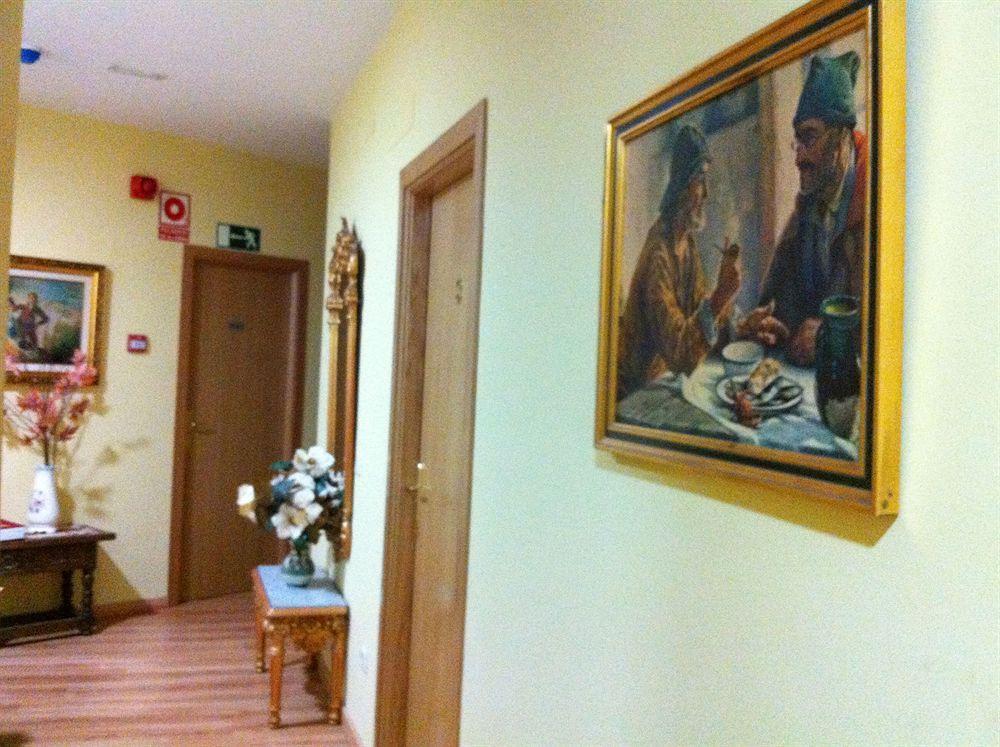 Hostal Nersan2 Madrid Exterior photo