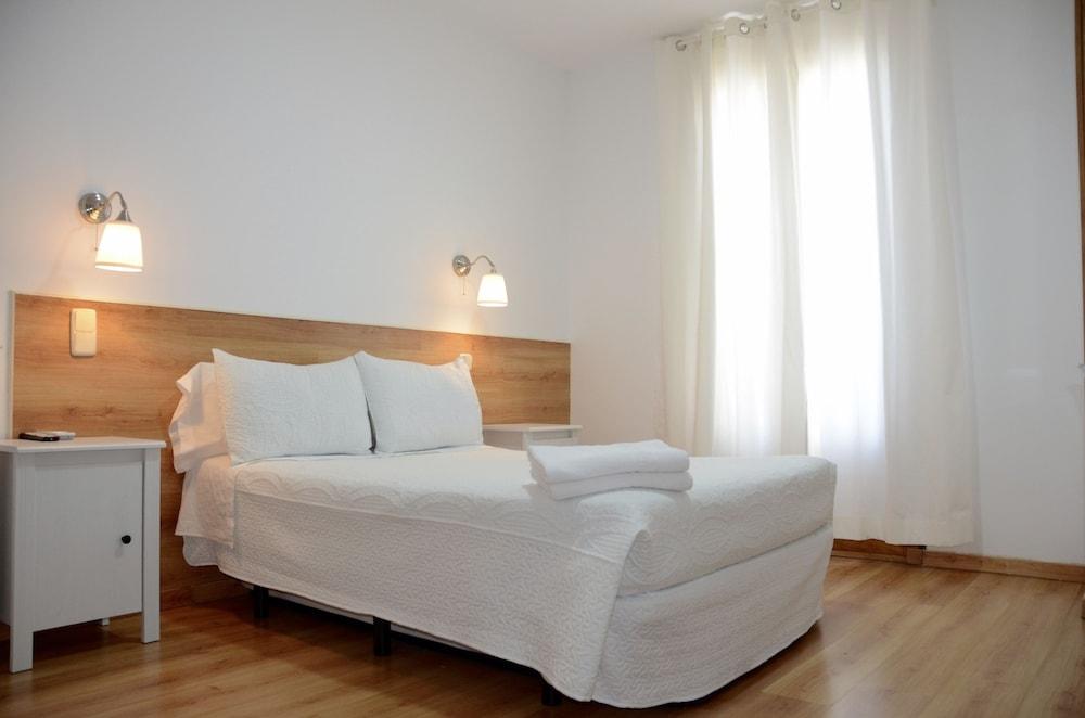 Hostal Nersan2 Madrid Exterior photo