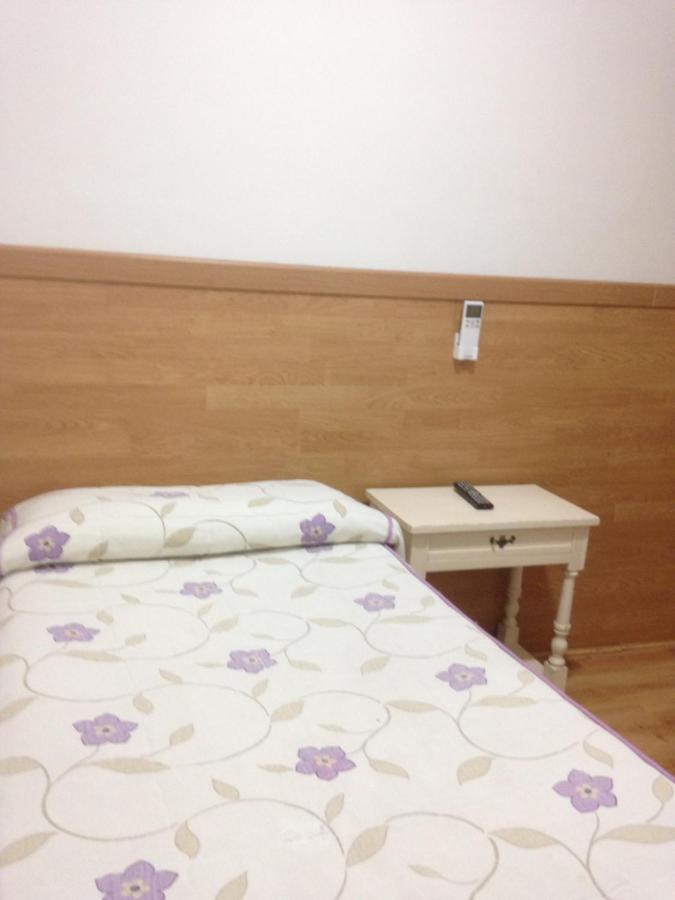 Hostal Nersan2 Madrid Exterior photo